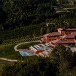 Casa di Langa: Nachhaltige 5-Sterne-Eleganz in Piemont mit Trüffelsuche, Kunst und Weinschule