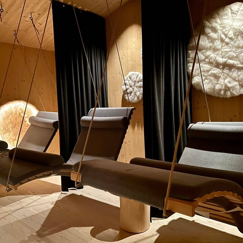 AMRAI SUITES Spabereich