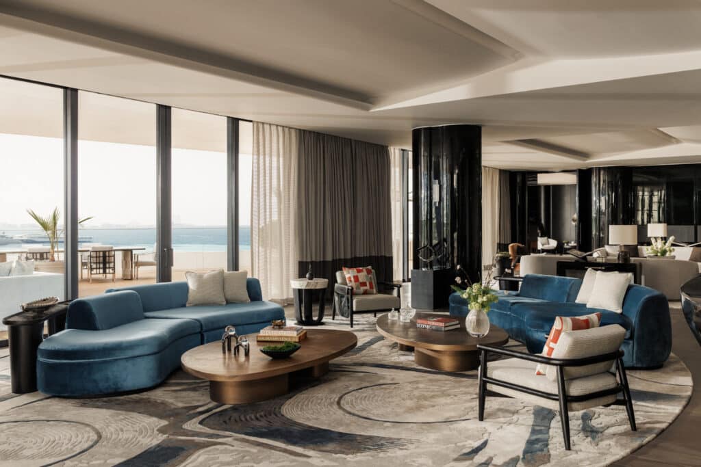 Jumeirah Marsa Al Arab Dubai Luxushotel mit Superyacht-Design am Arabischen Golf, Innenansicht